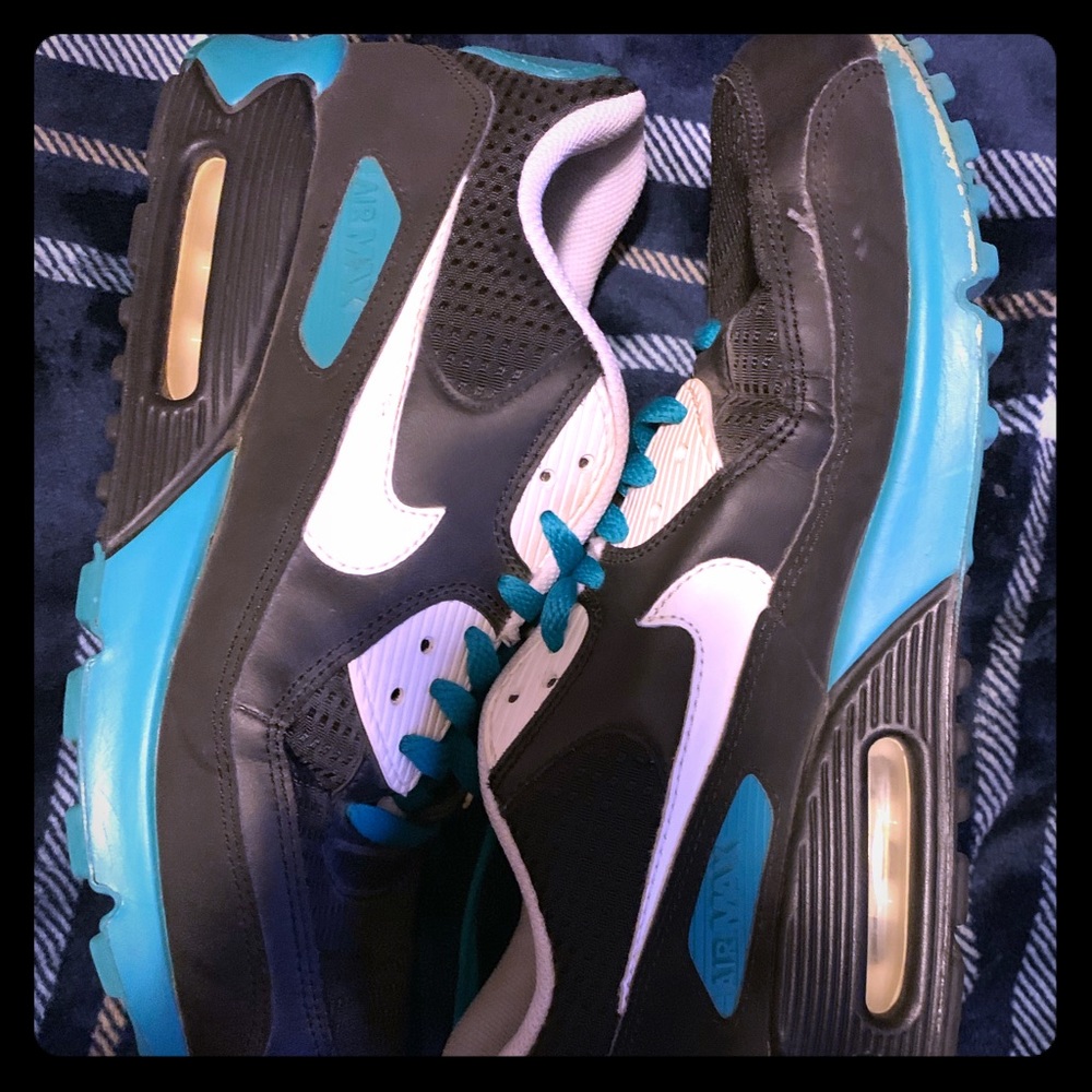 Men’s shoes